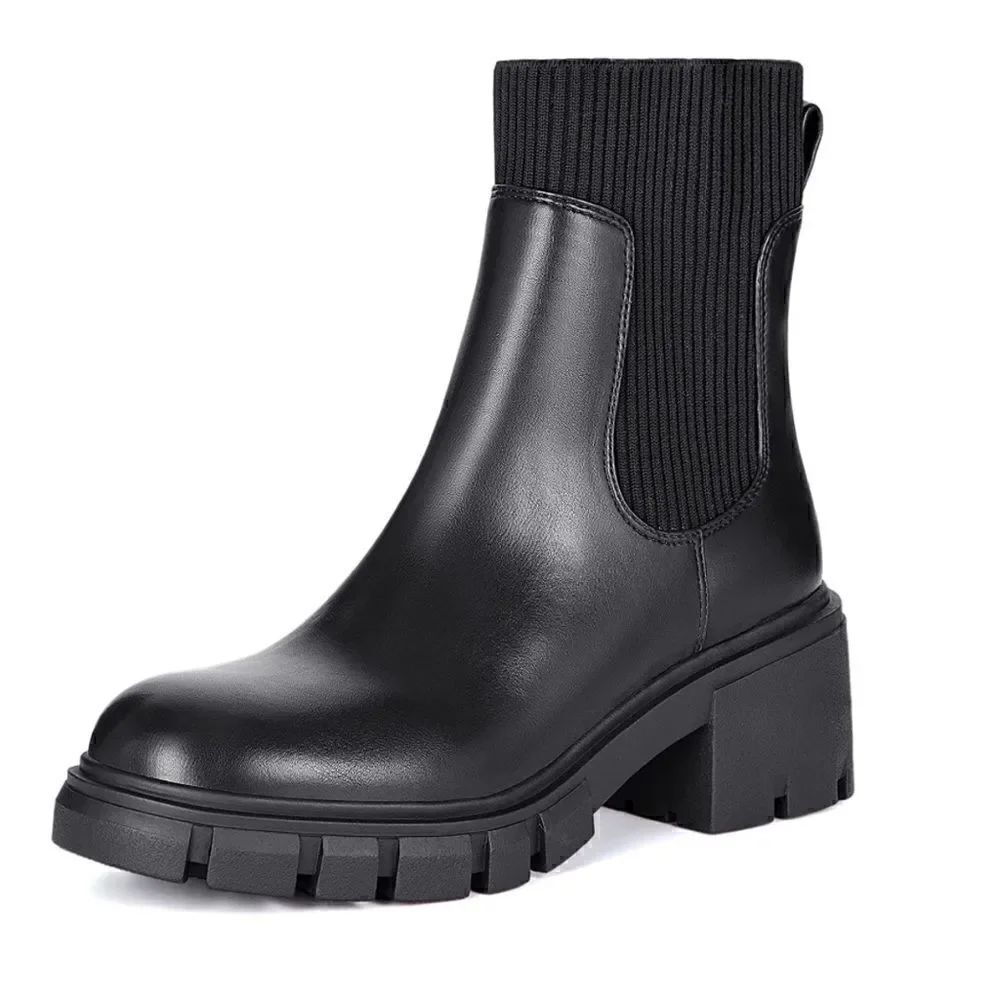 Chunky Black Boot